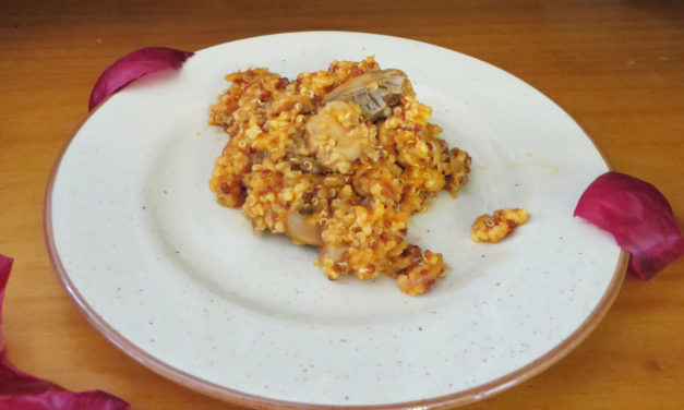 Quinoa and bulgur risotto with marinated mushrooms