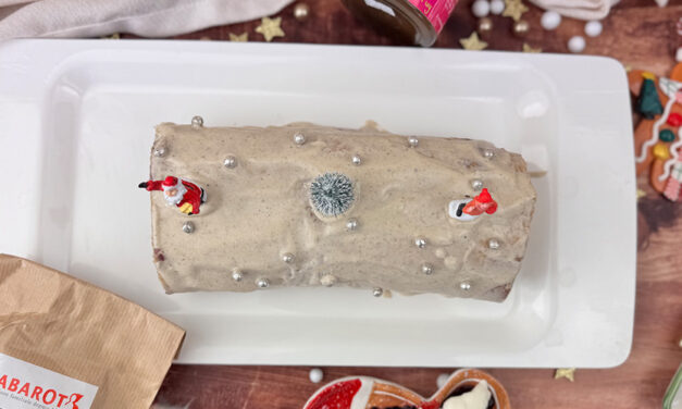 Bûche à la farine de Lentille verte du Puy, crème gourmande et myrtilles