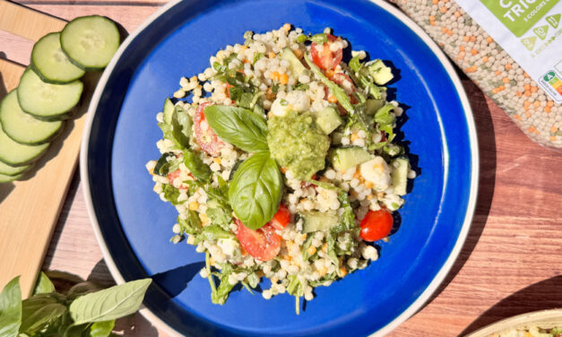 Salade de perles de couscous tricolores, pesto maison, tomates, mozzarella