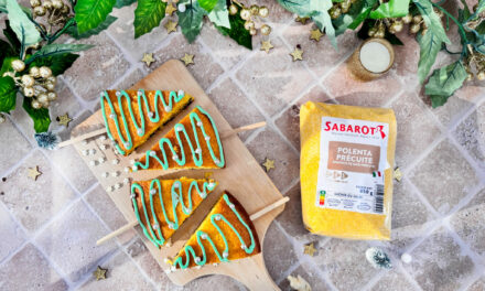 Gâteau sapin à la polenta, orange et chocolat